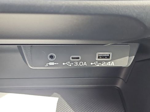 Used 2025 Subaru Impreza 2.0i Sport image 8