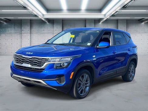 Used 2022 Kia Seltos LX AWD/4WD image 1