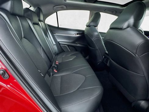 Used 2024 Toyota Camry XLE image 22