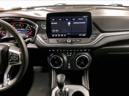 Used 2025 Chevrolet Blazer LT AWD/4WD image 18
