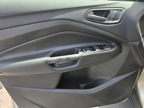Used 2017 Ford Escape S FWD image 15