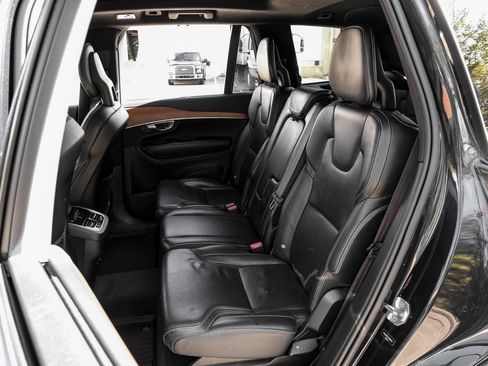 Used 2017 Volvo XC90 T6 Inscription image 45