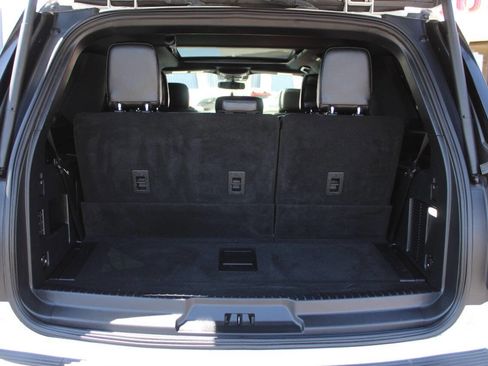 Used 2021 Ford Expedition Limited RWD image 15