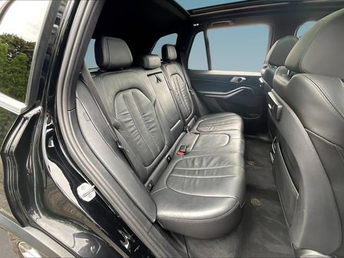 Used 2019 BMW X5 xDrive40i w/ Convenience Package AWD/4WD image 24
