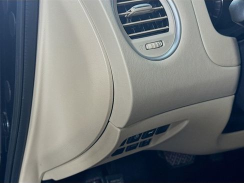 Used 2020 Nissan Pathfinder Platinum w/ Cargo Package image 11