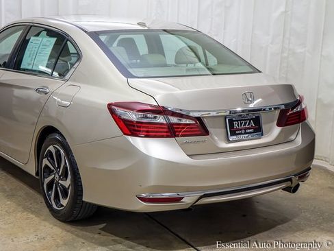Used 2017 Honda Accord EX-L image 5