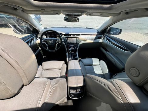 Used 2013 Cadillac XTS Luxury FWD image 22