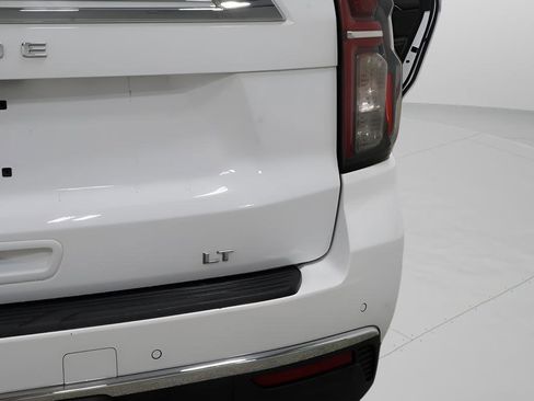 Used 2021 Chevrolet Tahoe LT image 36