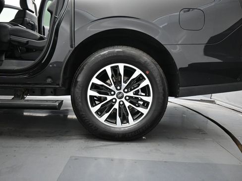 Certified 2025 Ford Expedition Max Platinum AWD/4WD image 21