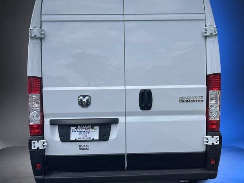 Used 2023 RAM ProMaster 2500 FWD image 4