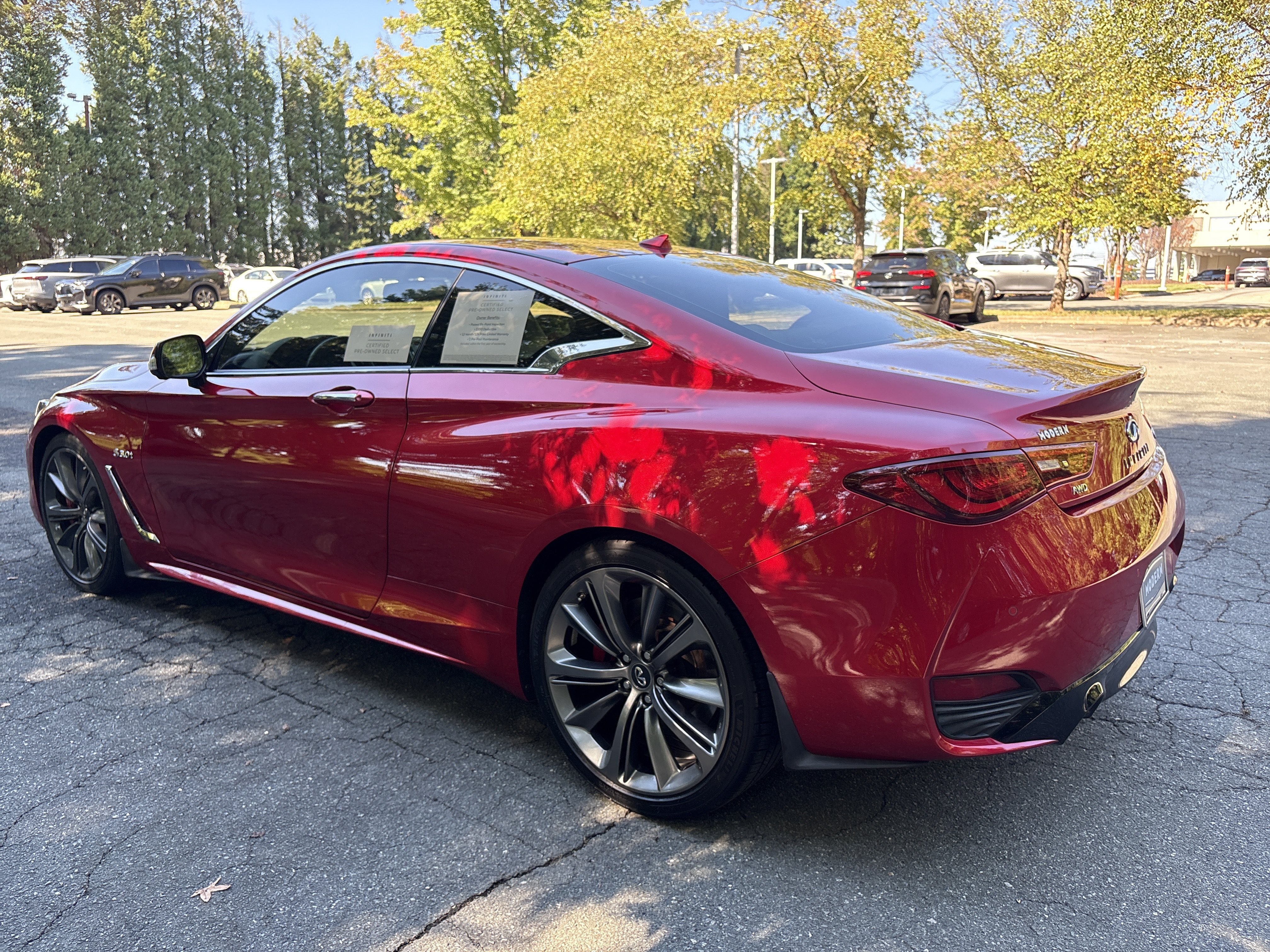 Used 2018 INFINITI Q60 Red Sport 400 AWD/4WD image 6