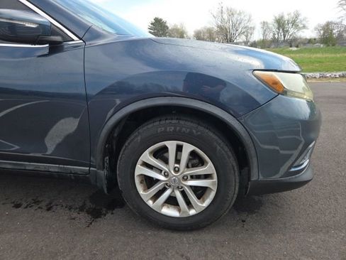 Used 2014 Nissan Rogue S image 5