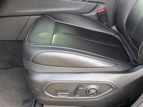 New 2025 Jeep Grand Cherokee Limited w/ Black Appearance Package image 4