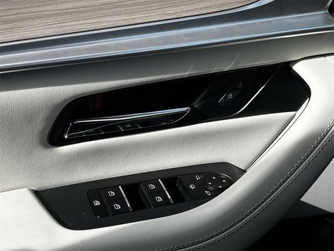 Used 2025 MAZDA CX-90 Plug-In Hybrid w/ Premium Plus image 21