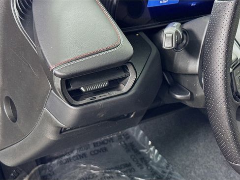 Used 2025 Dodge Charger R/T w/ Quick Order Package 25M R/T image 11