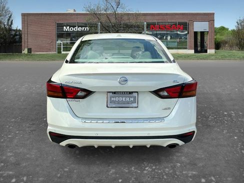 Certified 2021 Nissan Altima 2.5 SL AWD/4WD image 3
