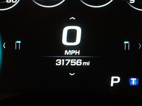 Used 2017 Chevrolet Camaro SS RWD image 5
