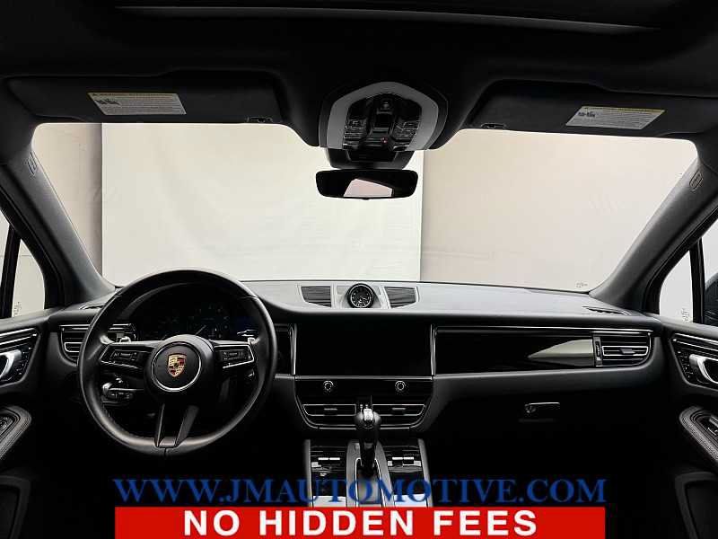 Used 2023 Porsche Macan AWD/4WD image 12