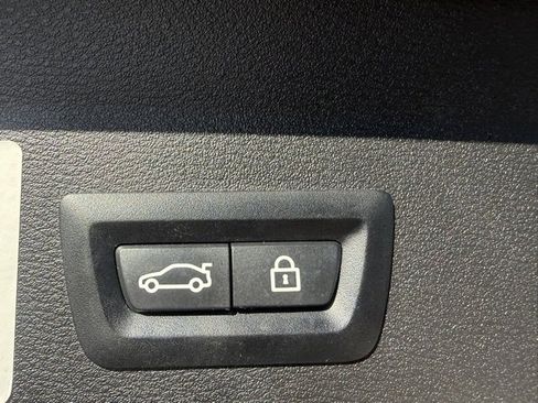 Used 2018 BMW X1 xDrive28i image 9