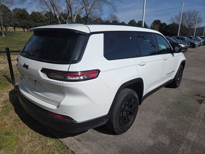 Used 2024 Jeep Grand Cherokee L Laredo