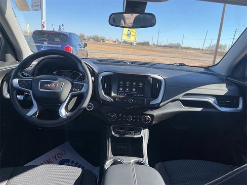 Used 2023 GMC Terrain SLE w/ Driver Convenience Package image 18