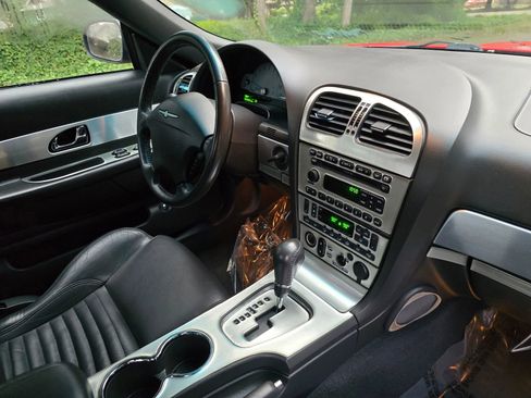 Used 2002 Ford Thunderbird image 10