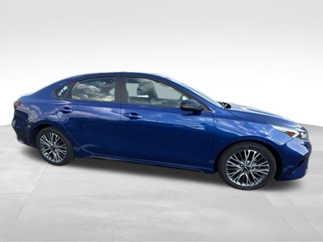 Used 2024 Kia Forte GT-Line w/ GT-Line Premium Package FWD image 13
