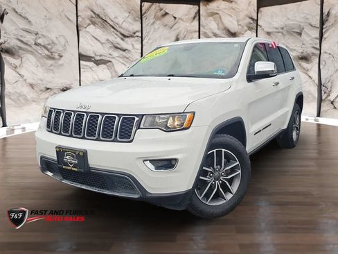 Used 2020 Jeep Grand Cherokee Limited AWD/4WD image 2