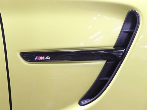 Used 2017 BMW M4 Coupe RWD image 18