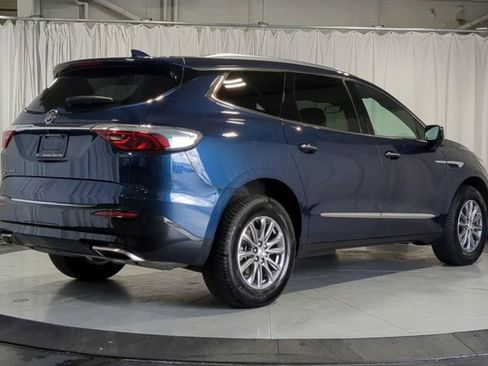 Used 2022 Buick Enclave Essence w/ Trailering Package, 5000 lbs. AWD/4WD image 10