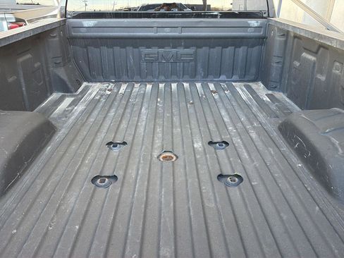 Used 2022 GMC Sierra 3500 SLE w/ SLE Value Package image 7