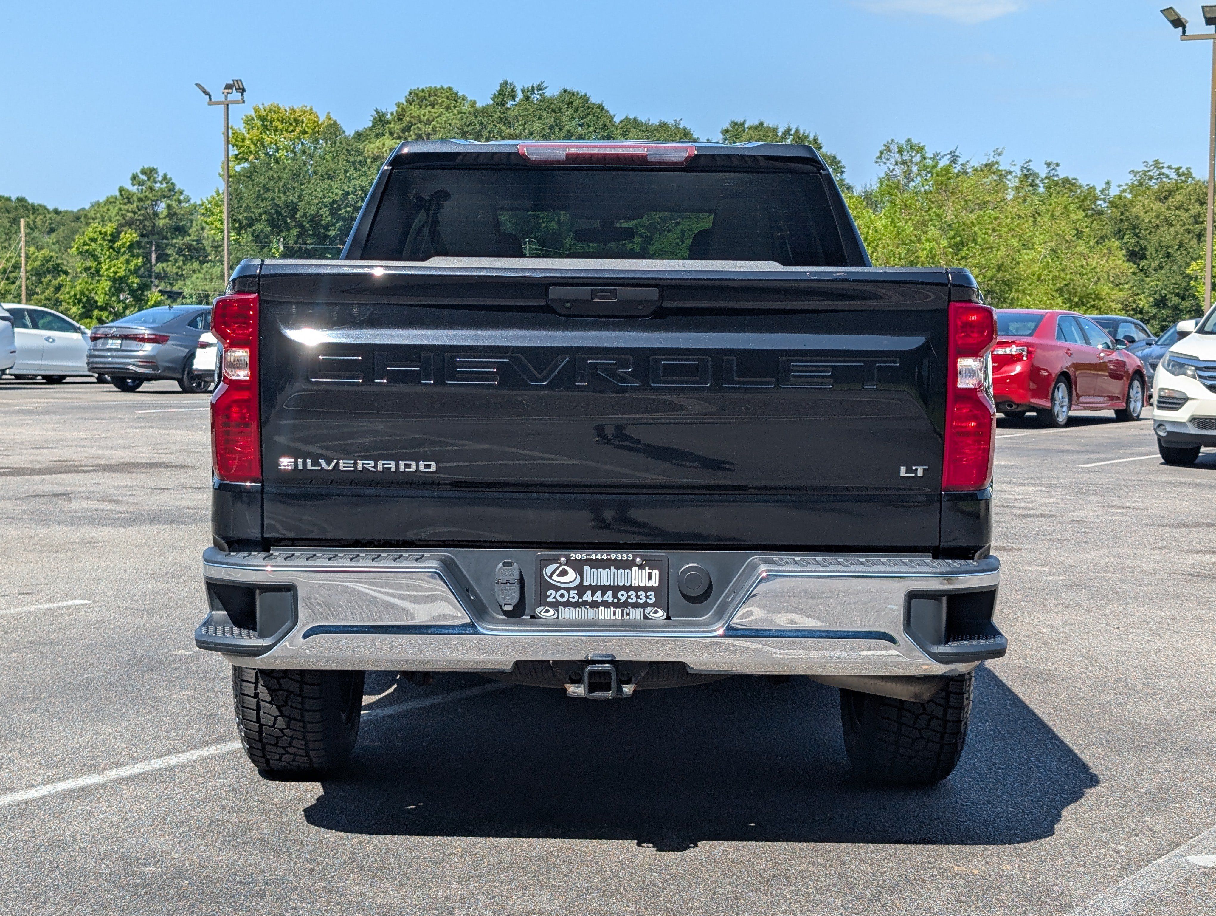 Used 2022 Chevrolet Silverado 1500 LT AWD/4WD image 8