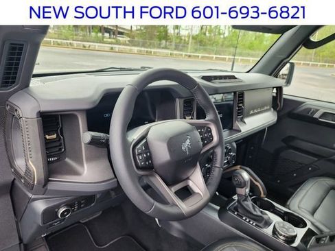 New 2026 Ford Bronco Badlands image 18