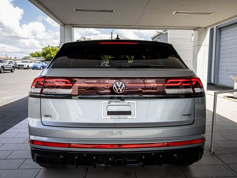 New 2026 Volkswagen Atlas Cross Sport SEL R-Line AWD/4WD image 19