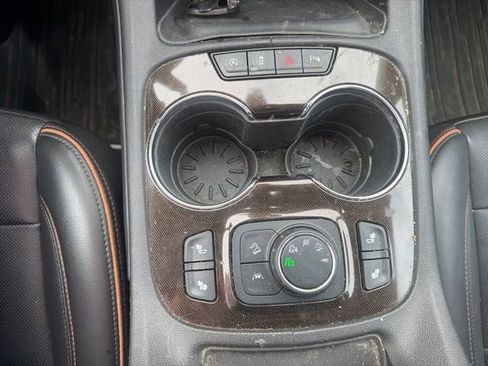 Used 2021 GMC Acadia AT4 w/ Trailering Package AWD/4WD image 7