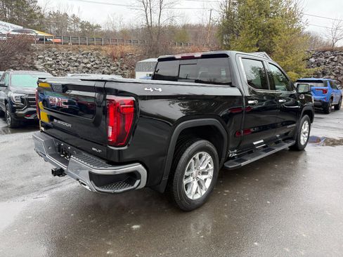 Used 2021 GMC Sierra 1500 SLT w/ SLT Premium Package image 5
