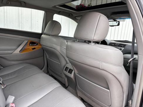 Used 2007 Toyota Camry XLE image 17