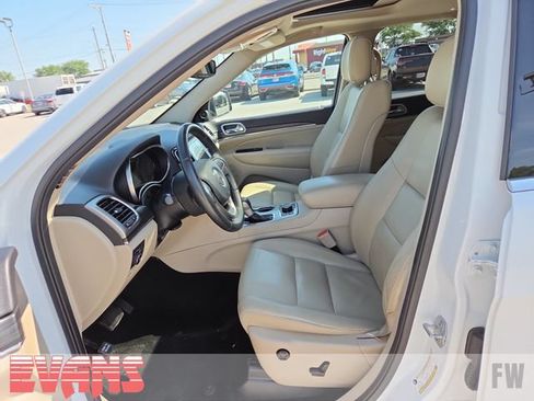 Used 2019 Jeep Grand Cherokee Limited AWD/4WD image 21
