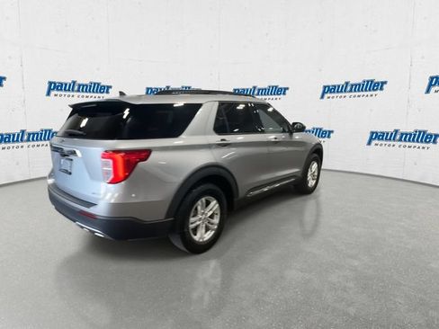 Used 2023 Ford Explorer XLT w/ Equipment Group 202A AWD/4WD image 11