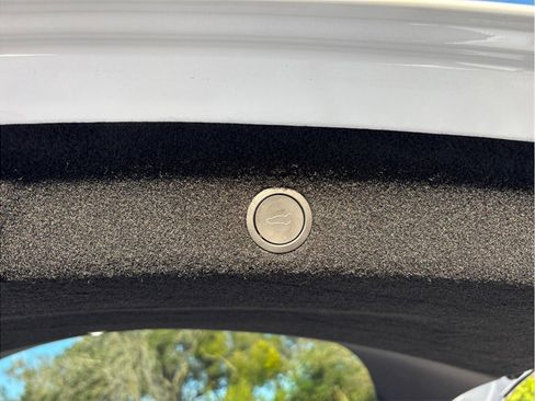 Used 2026 Tesla Model Y Long Range image 45