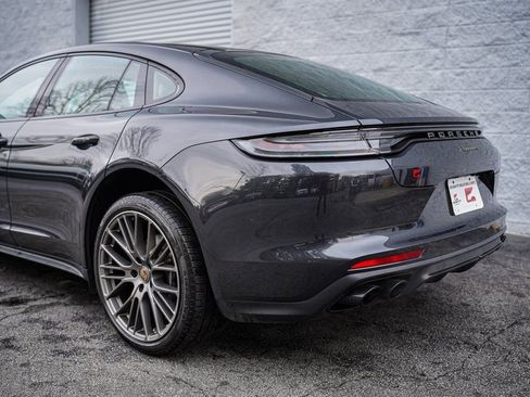 Used 2022 Porsche Panamera Platinum Edition image 12