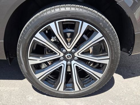 Used 2023 Volvo XC60 B5 Ultimate AWD/4WD image 5