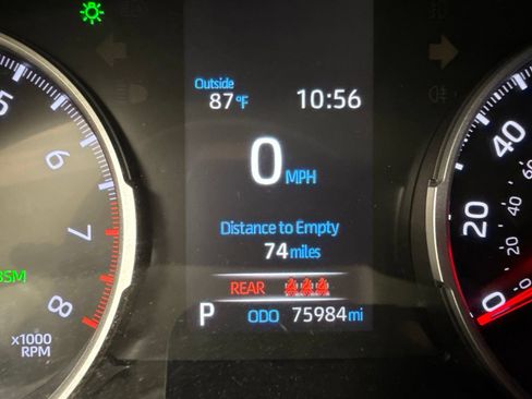Used 2020 Toyota RAV4 LE w/ All Weather Liner Package AWD/4WD image 31