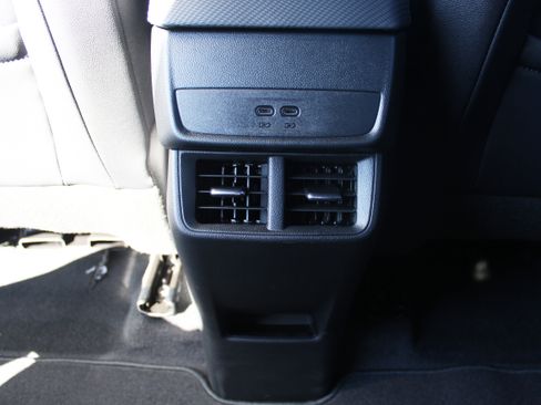 New 2026 Chevrolet Equinox LT image 45