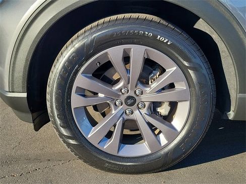 Certified 2022 Ford Explorer XLT w/ Equipment Group 202A image 27