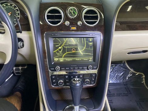 Used 2014 Bentley Continental GT image 33