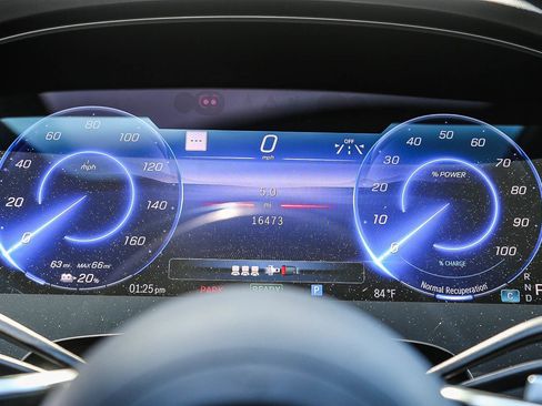 Used 2023 Mercedes-Benz EQS 580 4MATIC Sedan image 21