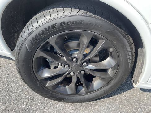 Used 2020 Dodge Durango GT RWD image 26