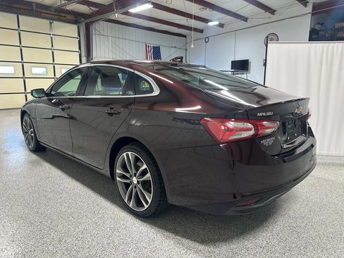 Used 2021 Chevrolet Malibu LT FWD image 5