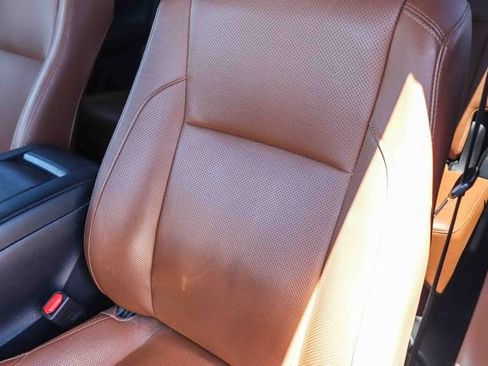 Used 2019 Toyota Highlander Limited Platinum w/ Carpet Mat Package (TMS) AWD/4WD image 17